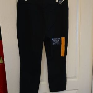 DELUXE touch Black Woman Capri